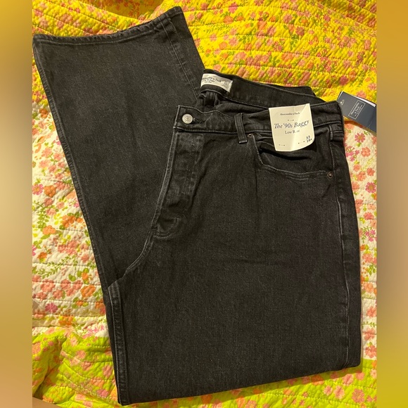 Abercrombie & Fitch Jeans Abercrombie 9s Baggy Low Rise Jeans Nwt
